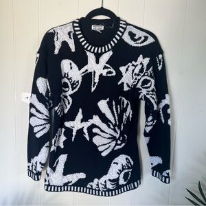 Christina Monochrome Graphic Sweater